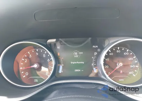 2018 Jeep Compass Latitude 4X4 from USA, damaged, VIN 3C4NJDBB2JT418038